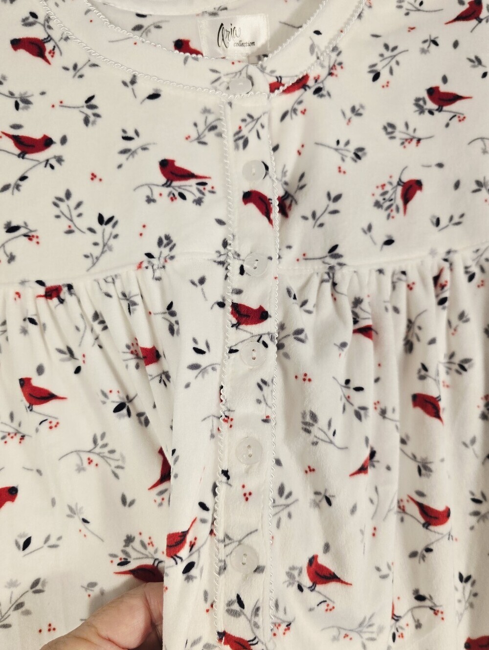 Aria White W/ Red Cardinals L Sleeve Soft Poly Span Flannel Nightgown. Ladies L - Picture 4 of 11